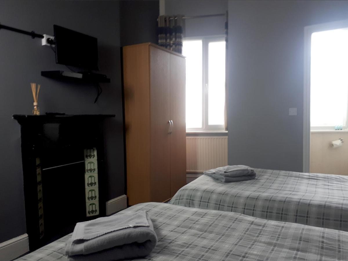 Hotel The Vines Liverpool Esterno foto